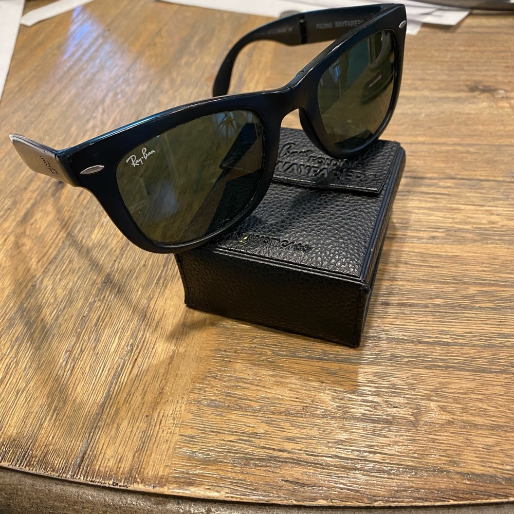 RayBan Folding Wayfarer